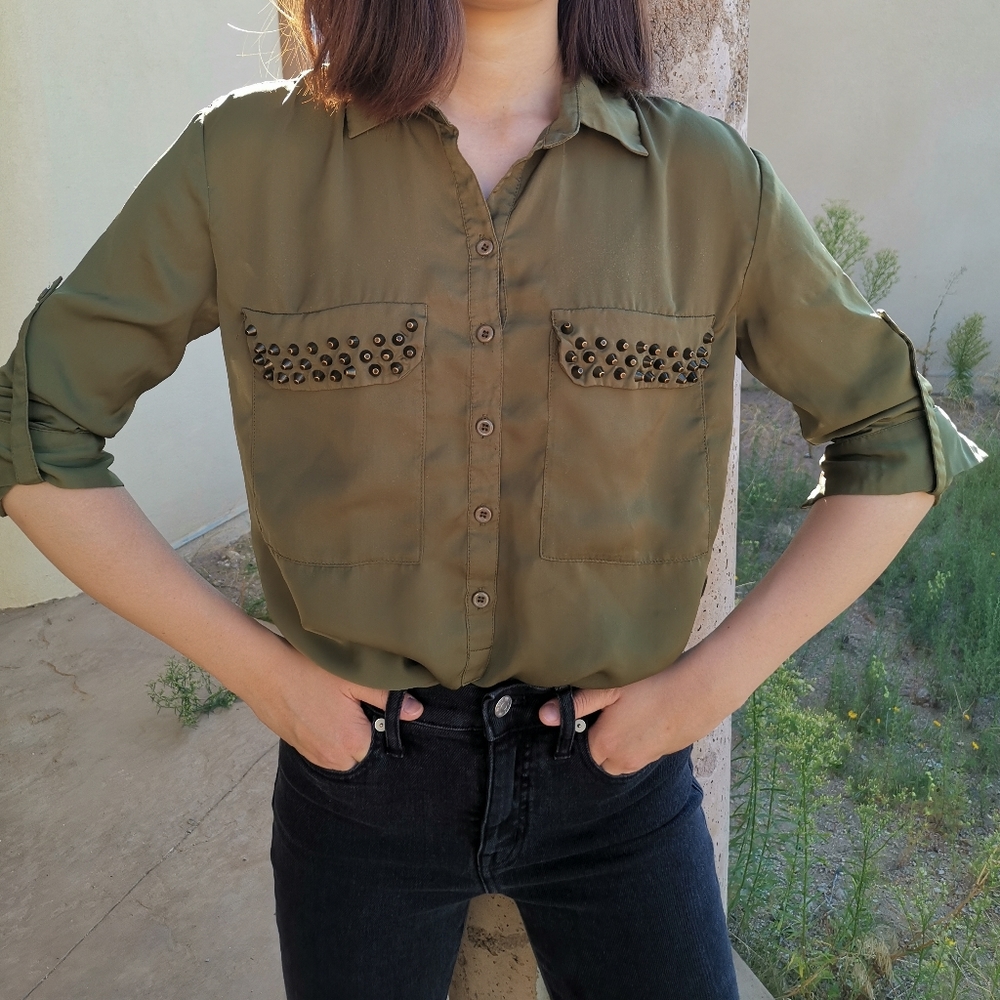Studded Rivet Satin Classic Shirt in Dark Khaki